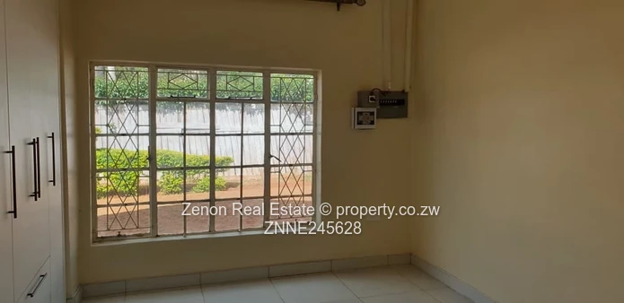 3 Bedroomed House For Sale In Borrowdale Philadelphia