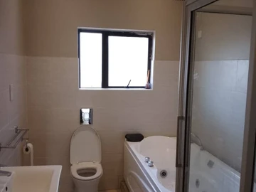 2 Bedroom Garden Flat