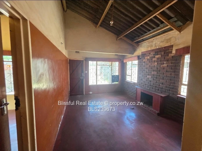 Chitungwiza Unit M house for sale 