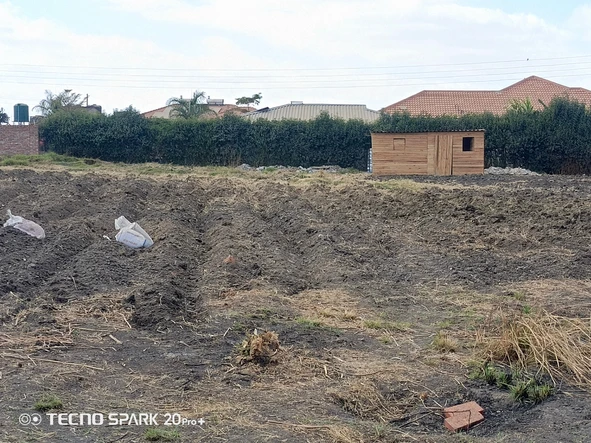 Stands & Residential Land