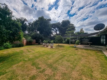 2 Bedroom Garden Flat