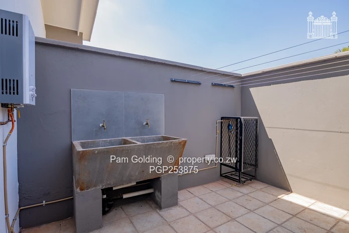 Modern 2-Bedroom Cluster Home In Marlborough
