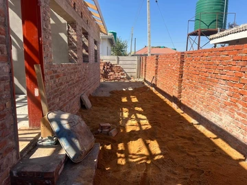 3 Bedroom Flat & Apartment