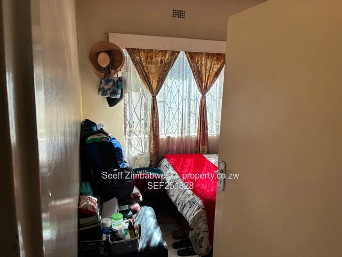 Mainway Meadows, Harare South | 3-Bedroom Propera