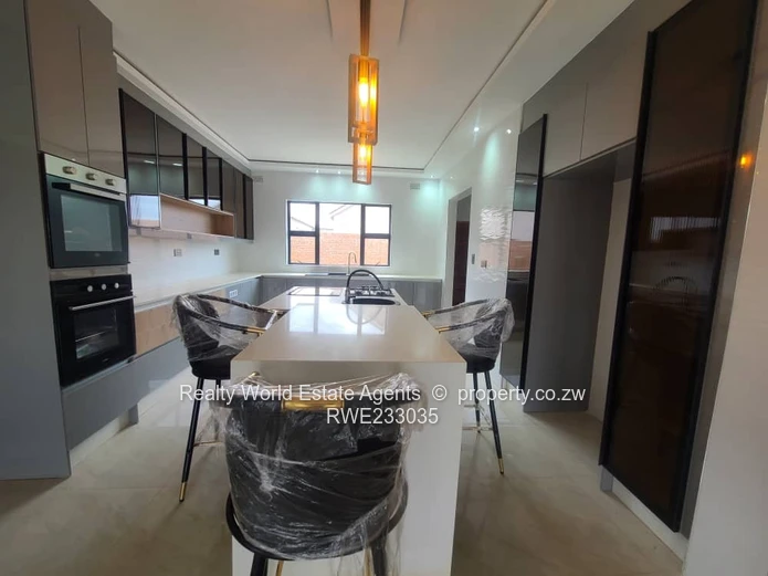 For Sale: Elegant 5-Bedroom Home with Cottage & Pool – Mt Pleasant Heights