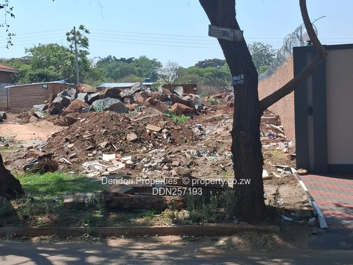 825 m² Westgate Stand — Walled, Development-Ready
