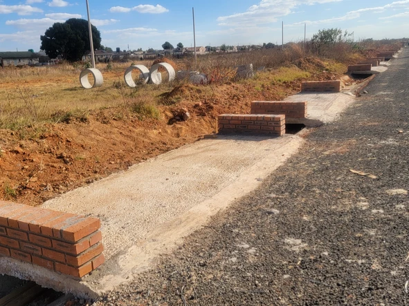 Stands & Residential Land