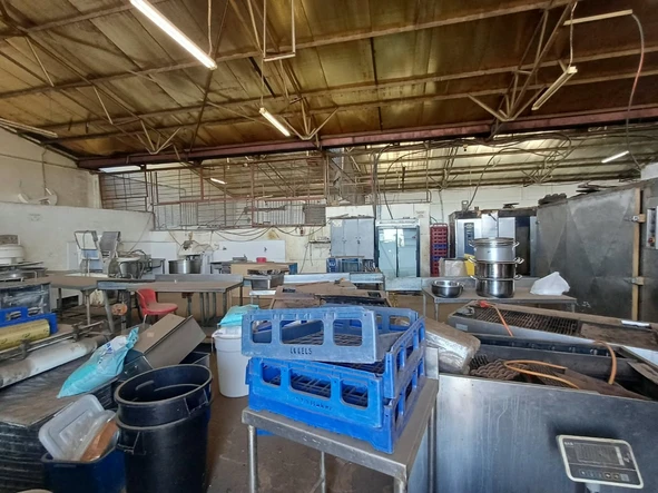 Warehouse & Factory