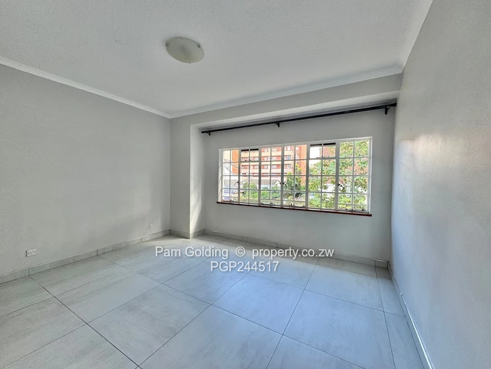 Lovely 3 bedroom Duplex Apartment- Upper Avenues