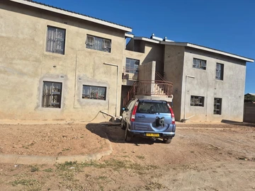 2 Bedroom Flat & Apartment