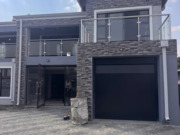 6 Bedroom Townhouse Complex