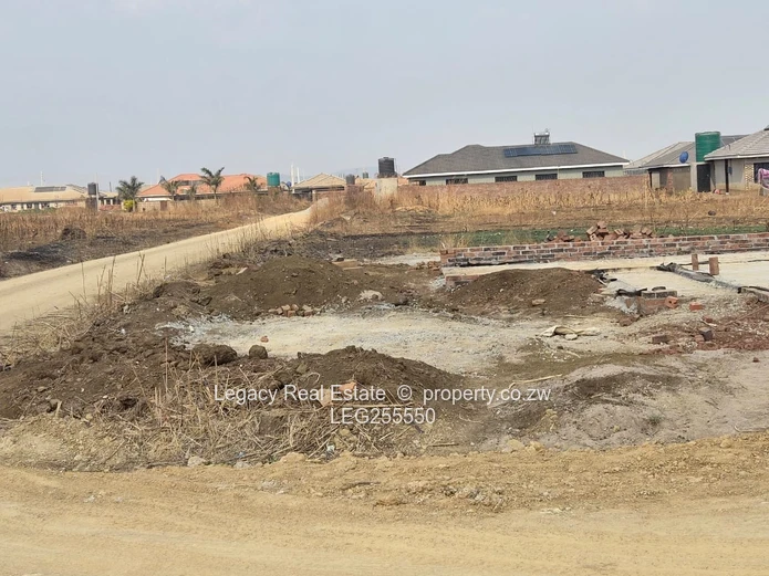 270m² Granary Park Plot — Gravel Road, Developing Neighbourhood