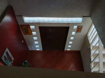 6 Bedroom House