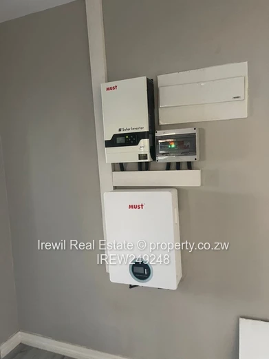 Neat 4 Bed in Mabvazuva 