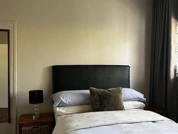 Avenues 1bed flat to rent 