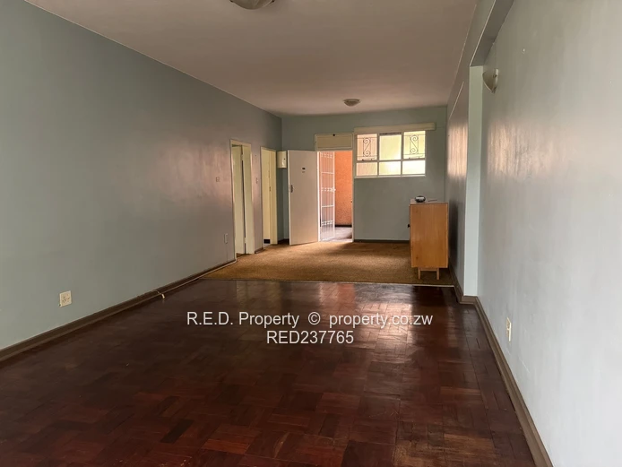 Prime-positioned one-bedroom flat in the CBD