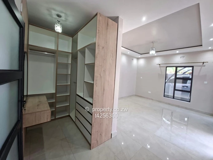 Borrowdale neat 3 bedroomed Cluster to rent