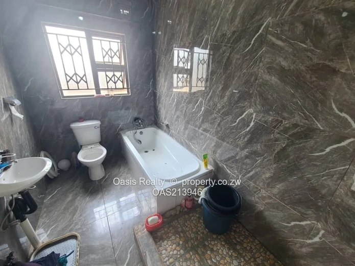 Neat House For Rent in Glenorah A, Harare