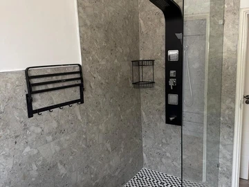 3 Bedroom Garden Flat