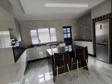 3 Bedroom Townhouse Complex