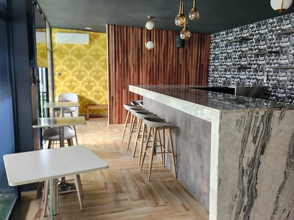 4 Bedroom Garden Flat