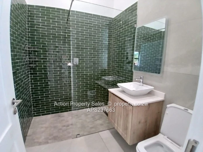 Lovely 3 Bed Family Cluster! 