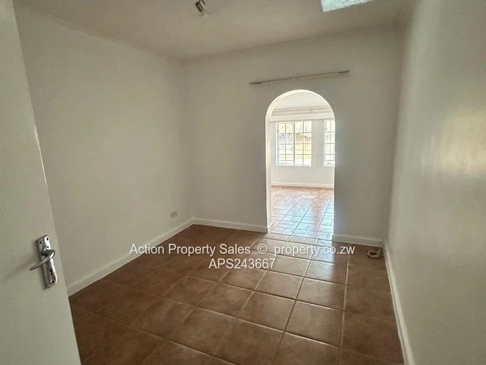 Garden Flat In Avondale 1st April $1300 Inc Levy 