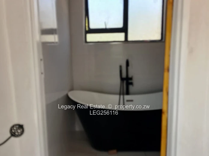 Modern 4-Bed Townhouse in Marlborough | Borehole