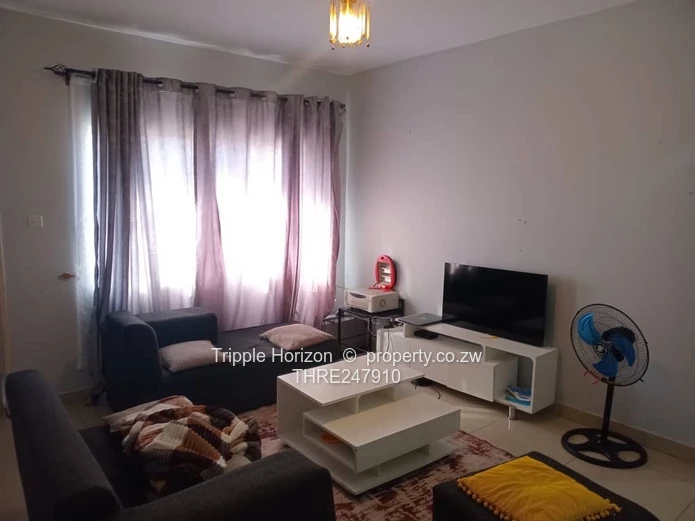 4-Bed Family Home with Veranda & Water Tank - Chitungwiza