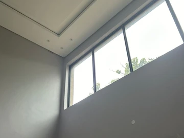 3 Bedroom Flat & Apartment