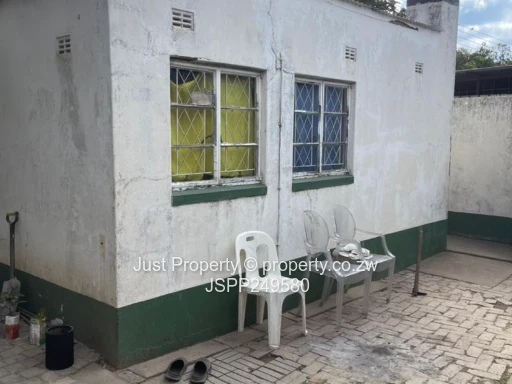 Eastlea Commercial Property + 196sqm Warehouse