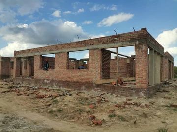 Finish To Your Taste , House At Roof Level