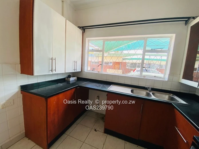 A rare opportunity to secure a neat, well-serviced garden apartment in Avondale.