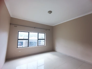 3 Bedroom Garden Flat