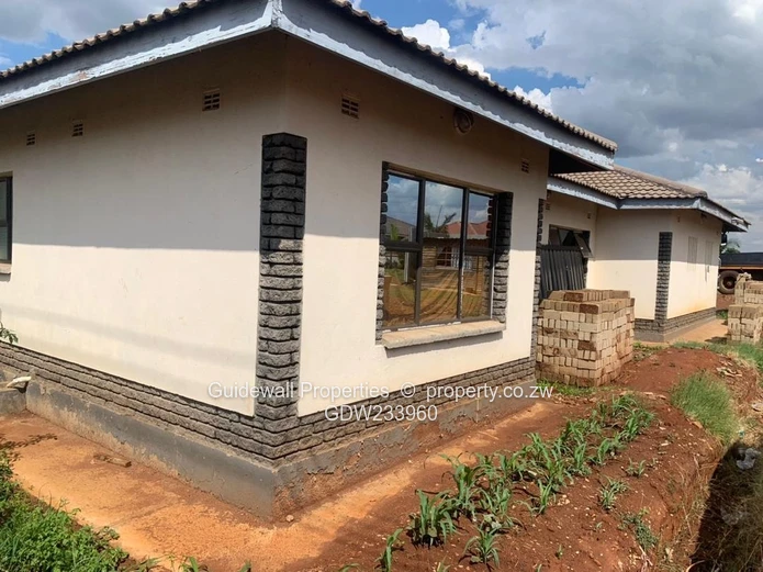 Stunning 4-Bedroom Home in Madokero for Sale