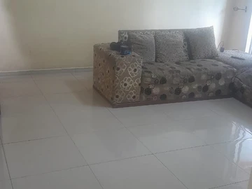 2 Bedroom Flat & Apartment