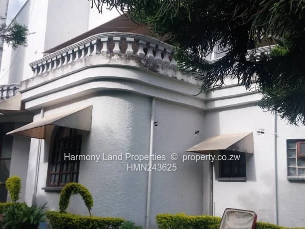 4 bedroomed house to let in Borrowdale Brooke