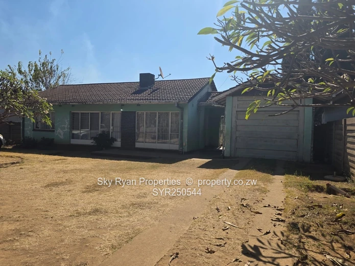 Ashdown Park House For Sale 