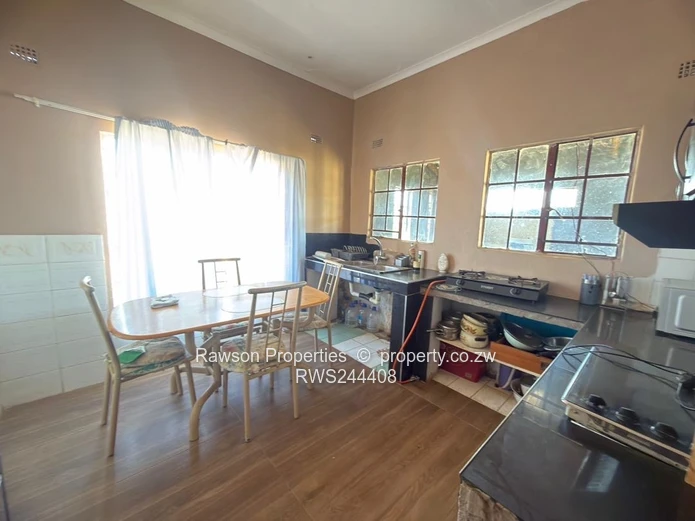 Kadoma Sabonabona property for sale