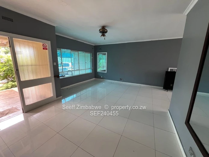  Modern 2-Bedroom Apartment 