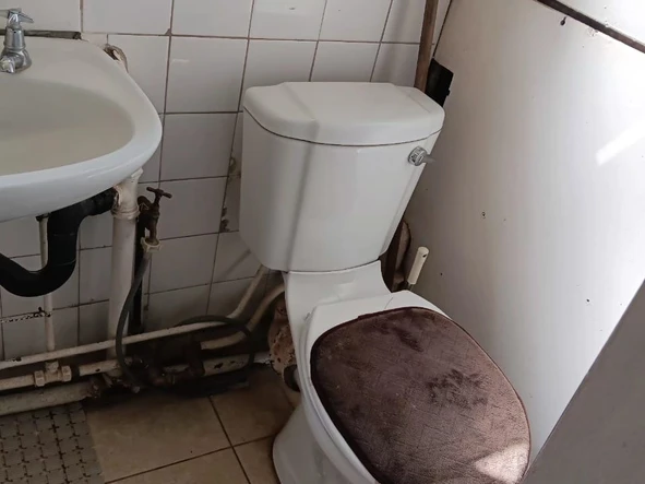 2 Bedroom Flat & Apartment