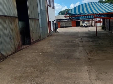 Warehouse & Factory