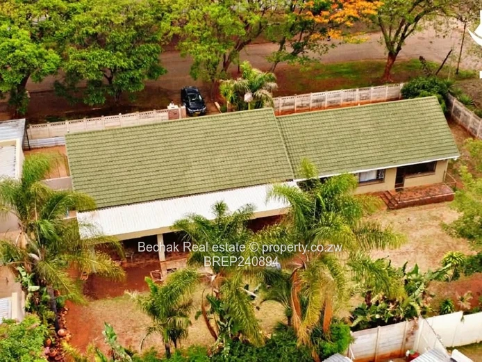 Immaculate house for sale in Suburbs 