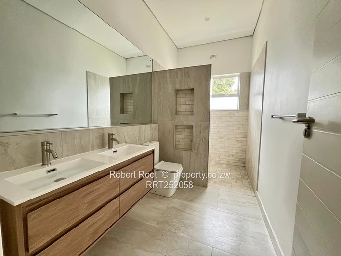 3 bed modern cluster home in Borrowdale Brooke