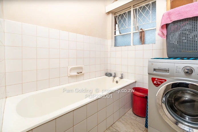 Perfect Starter Home in Cranborne (Sole Mandate)