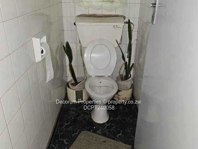 Malbereign 4 beds ,beautiful home