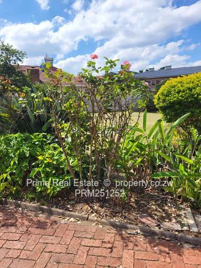 Kensington 5-Bed Walled Home, Garden, Verandah & Garage