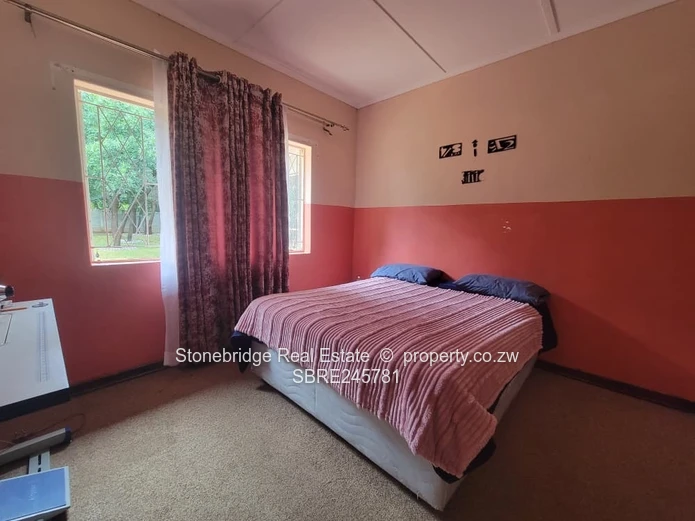 4 Bedroomed House in Fortunes gate for sale