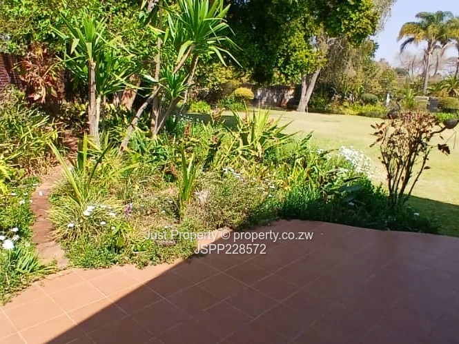 Charming Cottage For Rent In Chisipiti