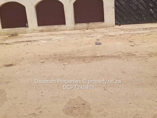 4-Bed Glenview Home on 200 sqm with Borehole 
